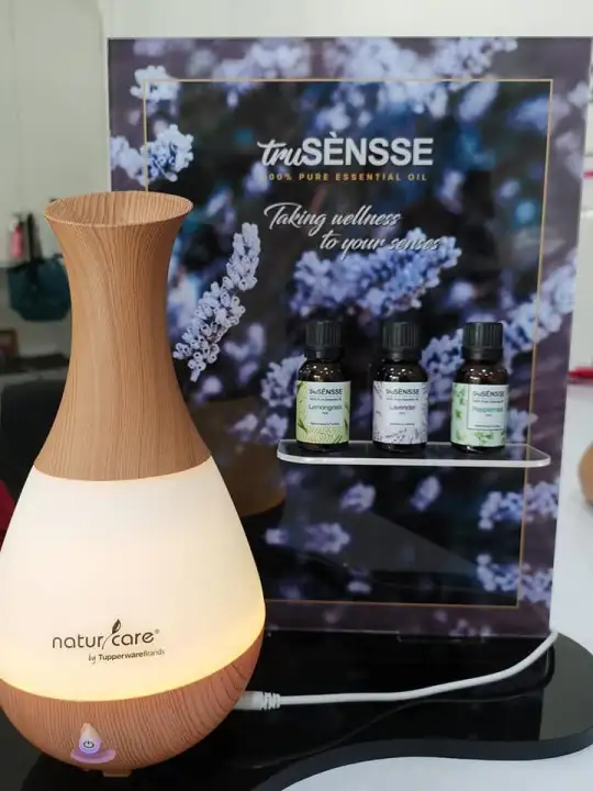 (NEW) (LIMITED) (AROMA) (ESSENTIAL OIL) TUPPERWARE TRUSENSSE SCENT-SATIONAL ESSENTIAL OIL 15ML (3 FLAVOUR ; LAVENDER, PEPPERMINT AND LEMONGGRASS) AND DIFFUSER