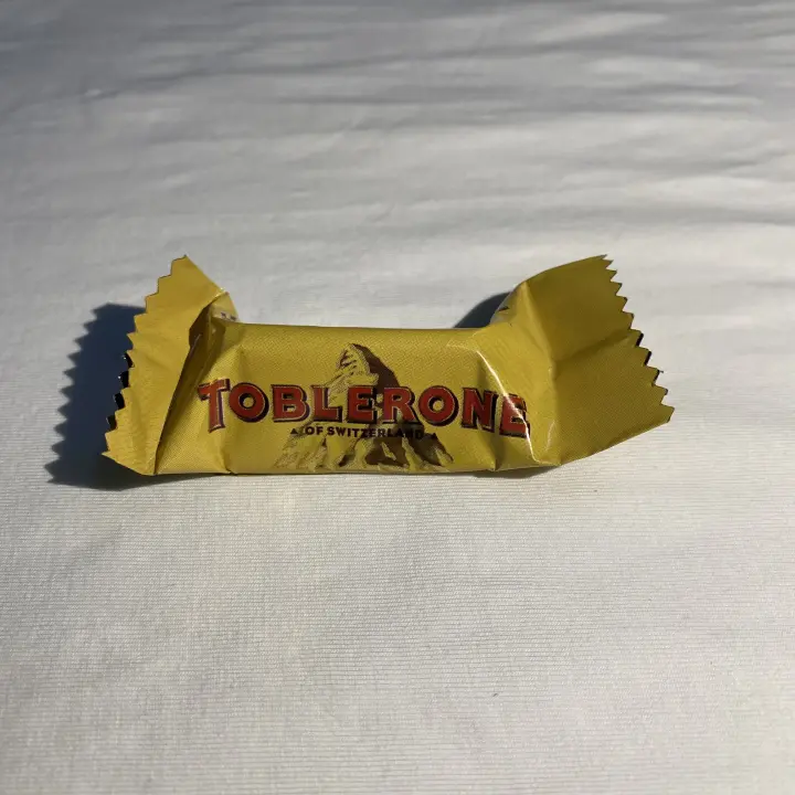 [ADD ON ITEM] - GIFT BOX ✨ Toblerone Tiny Milk Triangle Chocolate ✨