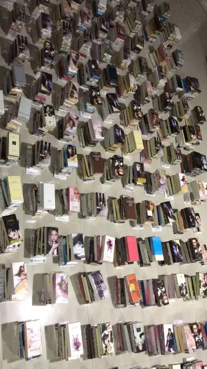 Many Type of Purse / Pocket Perfume 20ml (HIM / HER)