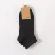 Couple socks for comfort, durability, sweat absorption, and breathability Suitable for use in all seasons. 