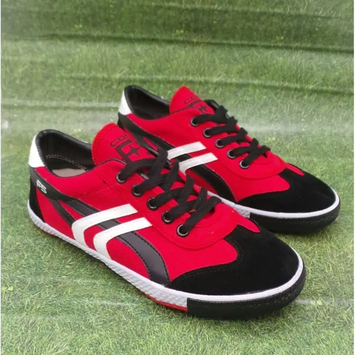 onitsuka tiger futsal