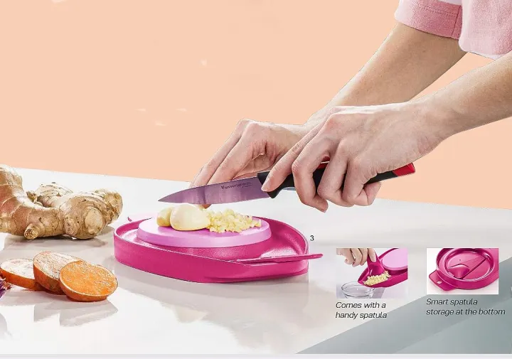 Tupperware Chop N Pour Set with Spatula (1)