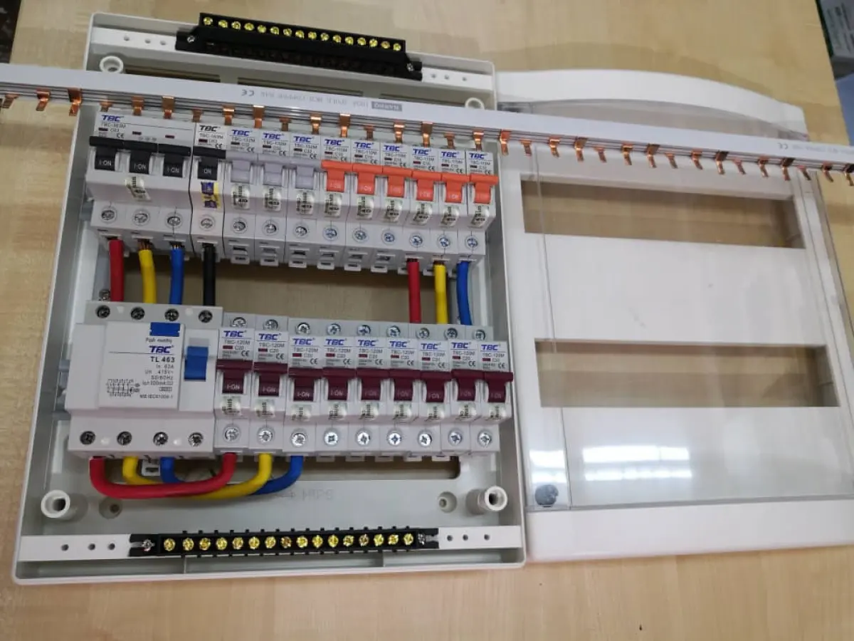 26 Way 3 Phase Distribution Box Db Full Set 4p 63a Rccb 0 3ma C W Mianswitch 3pole Mcb Foc 3phase Mcb Bar Coppper Lazada